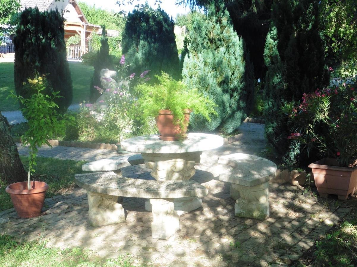 Clos De La Natouze Boyer ภายนอก รูปภาพ
